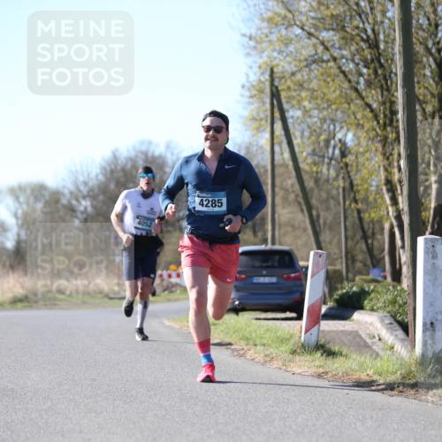 06.04.2025 - 44. Internationalen Wilhelmsburger Insellauf Jannik Wohlers http://msf.ph/oto/7619066 06.04.2025 10:00:30 Laufen 4052, 4285 meine-sportfotos.de