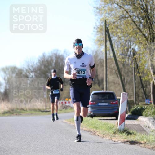 06.04.2025 - 44. Internationalen Wilhelmsburger Insellauf Jannik Wohlers http://msf.ph/oto/7619084 06.04.2025 10:00:32 Laufen 4618, 4052 meine-sportfotos.de