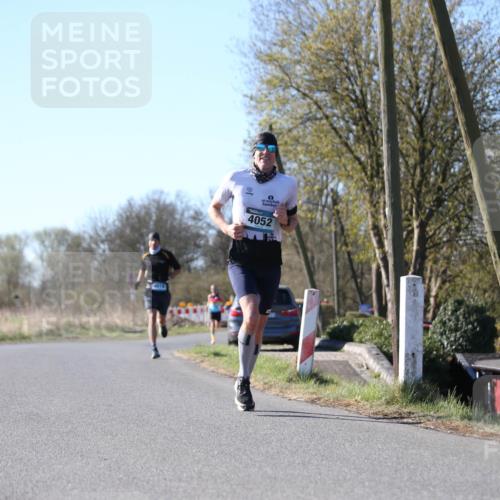 06.04.2025 - 44. Internationalen Wilhelmsburger Insellauf Jannik Wohlers http://msf.ph/oto/7619098 06.04.2025 10:00:33 Laufen 4052 meine-sportfotos.de