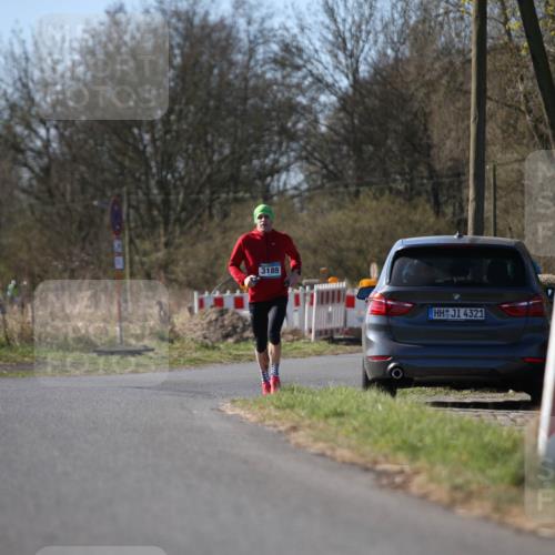 06.04.2025 - 44. Internationalen Wilhelmsburger Insellauf Jannik Wohlers http://msf.ph/oto/7619148 06.04.2025 10:00:59 Laufen 3189, 4321 meine-sportfotos.de