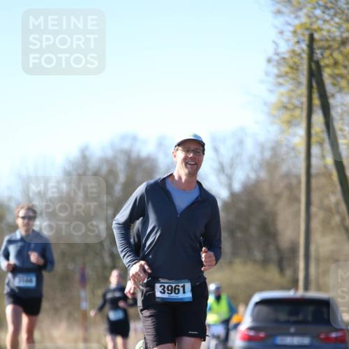 06.04.2025 - 44. Internationalen Wilhelmsburger Insellauf Jannik Wohlers http://msf.ph/oto/7619253 06.04.2025 10:01:39 Laufen 3961 meine-sportfotos.de