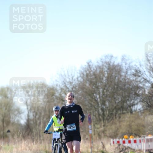 06.04.2025 - 44. Internationalen Wilhelmsburger Insellauf Jannik Wohlers http://msf.ph/oto/7619297 06.04.2025 10:01:43 Laufen 1, 3522 meine-sportfotos.de