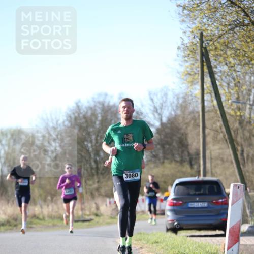 06.04.2025 - 44. Internationalen Wilhelmsburger Insellauf Jannik Wohlers http://msf.ph/oto/7619342 06.04.2025 10:01:58 Laufen 3080 meine-sportfotos.de