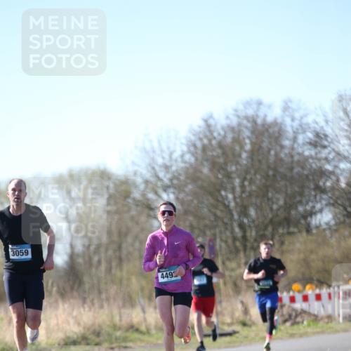 06.04.2025 - 44. Internationalen Wilhelmsburger Insellauf Jannik Wohlers http://msf.ph/oto/7619359 06.04.2025 10:02:00 Laufen 3059, 4492 meine-sportfotos.de