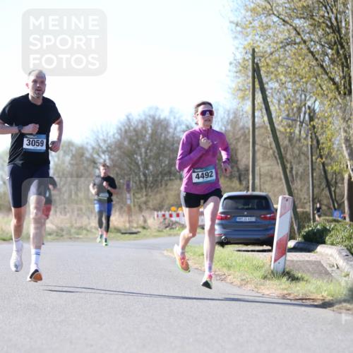 06.04.2025 - 44. Internationalen Wilhelmsburger Insellauf Jannik Wohlers http://msf.ph/oto/7619408 06.04.2025 10:02:03 Laufen 3059, 4492, 31, 4321 meine-sportfotos.de