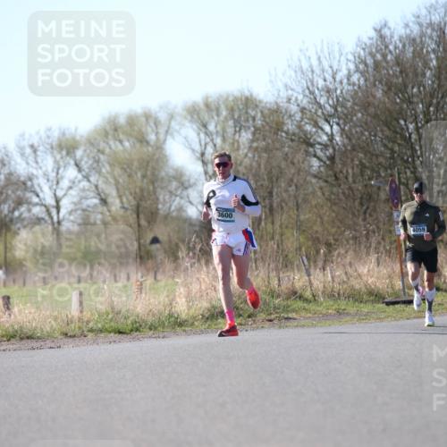 06.04.2025 - 44. Internationalen Wilhelmsburger Insellauf Jannik Wohlers http://msf.ph/oto/7619526 06.04.2025 10:03:05 Laufen 3600, 4059 meine-sportfotos.de