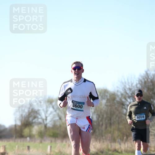 06.04.2025 - 44. Internationalen Wilhelmsburger Insellauf Jannik Wohlers http://msf.ph/oto/7619536 06.04.2025 10:03:10 Laufen 3600, 4059 meine-sportfotos.de