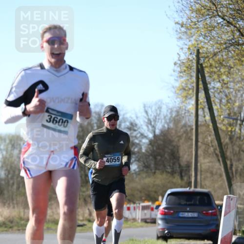 06.04.2025 - 44. Internationalen Wilhelmsburger Insellauf Jannik Wohlers http://msf.ph/oto/7619554 06.04.2025 10:03:11 Laufen 3600, 4059, 31, 6323 meine-sportfotos.de