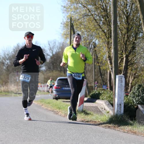 06.04.2025 - 44. Internationalen Wilhelmsburger Insellauf Jannik Wohlers http://msf.ph/oto/7619681 06.04.2025 10:03:36 Laufen 4325, 4096 meine-sportfotos.de