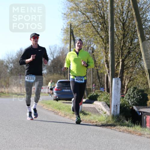 06.04.2025 - 44. Internationalen Wilhelmsburger Insellauf Jannik Wohlers http://msf.ph/oto/7619684 06.04.2025 10:03:36 Laufen 4096, 4325 meine-sportfotos.de