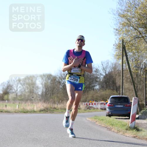 06.04.2025 - 44. Internationalen Wilhelmsburger Insellauf Jannik Wohlers http://msf.ph/oto/7619777 06.04.2025 10:04:04 Laufen 3259 meine-sportfotos.de