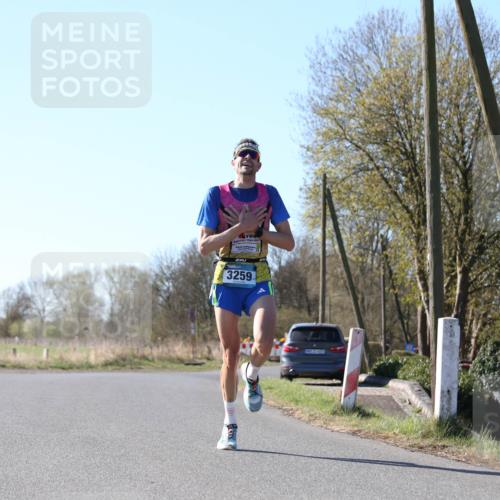 06.04.2025 - 44. Internationalen Wilhelmsburger Insellauf Jannik Wohlers http://msf.ph/oto/7619790 06.04.2025 10:04:05 Laufen 3259, 145, 31, 4923 meine-sportfotos.de