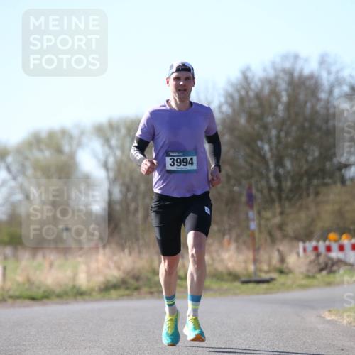 06.04.2025 - 44. Internationalen Wilhelmsburger Insellauf Jannik Wohlers http://msf.ph/oto/7619817 06.04.2025 10:04:19 Laufen 3994 meine-sportfotos.de