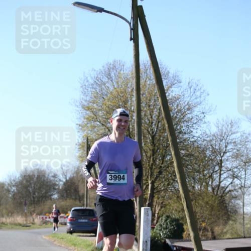 06.04.2025 - 44. Internationalen Wilhelmsburger Insellauf Jannik Wohlers http://msf.ph/oto/7619844 06.04.2025 10:04:21 Laufen 3994 meine-sportfotos.de
