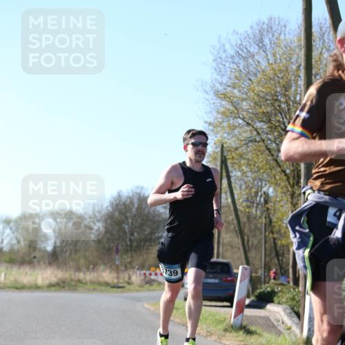 06.04.2025 - 44. Internationalen Wilhelmsburger Insellauf Jannik Wohlers http://msf.ph/oto/7619924 06.04.2025 10:04:52 Laufen 739 meine-sportfotos.de