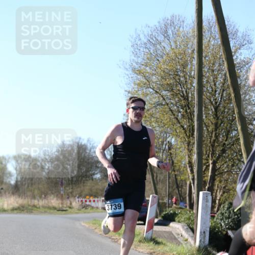 06.04.2025 - 44. Internationalen Wilhelmsburger Insellauf Jannik Wohlers http://msf.ph/oto/7619929 06.04.2025 10:04:52 Laufen 3739 meine-sportfotos.de