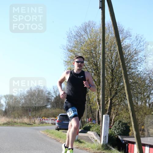 06.04.2025 - 44. Internationalen Wilhelmsburger Insellauf Jannik Wohlers http://msf.ph/oto/7619934 06.04.2025 10:04:52 Laufen 3739 meine-sportfotos.de