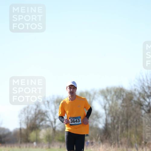 06.04.2025 - 44. Internationalen Wilhelmsburger Insellauf Jannik Wohlers http://msf.ph/oto/7619957 06.04.2025 10:05:08 Laufen 3643 meine-sportfotos.de