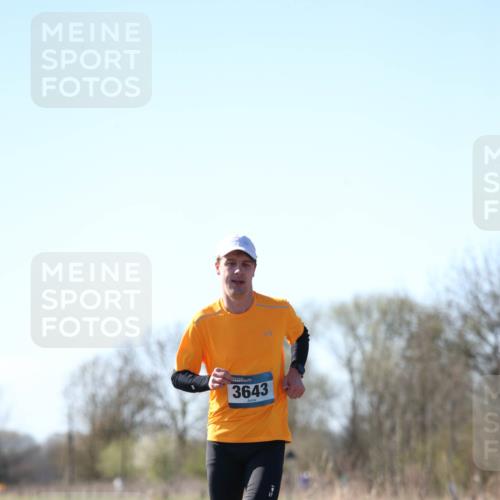 06.04.2025 - 44. Internationalen Wilhelmsburger Insellauf Jannik Wohlers http://msf.ph/oto/7619970 06.04.2025 10:05:09 Laufen 3643 meine-sportfotos.de