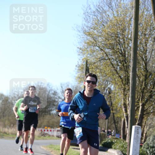 06.04.2025 - 44. Internationalen Wilhelmsburger Insellauf Jannik Wohlers http://msf.ph/oto/7620147 06.04.2025 10:05:41 Laufen 3456, 525, 3 meine-sportfotos.de