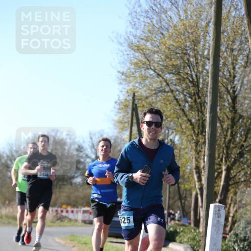 06.04.2025 - 44. Internationalen Wilhelmsburger Insellauf Jannik Wohlers http://msf.ph/oto/7620149 06.04.2025 10:05:41 Laufen 3456, 525 meine-sportfotos.de