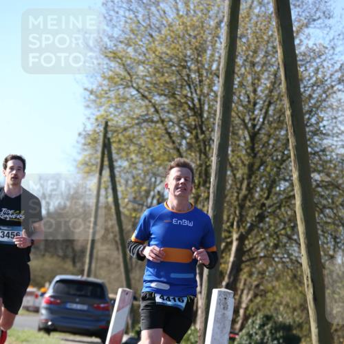 06.04.2025 - 44. Internationalen Wilhelmsburger Insellauf Jannik Wohlers http://msf.ph/oto/7620169 06.04.2025 10:05:43 Laufen 3456, 4416 meine-sportfotos.de