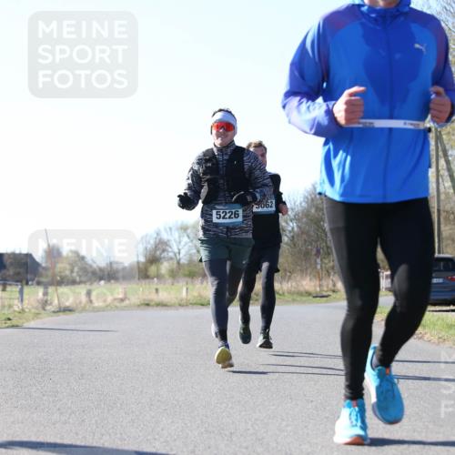 06.04.2025 - 44. Internationalen Wilhelmsburger Insellauf Jannik Wohlers http://msf.ph/oto/7620324 06.04.2025 10:06:14 Laufen 5226, 5062, 51, 4523 meine-sportfotos.de