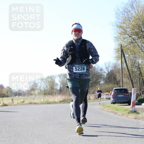 06.04.2025 - 44. Internationalen Wilhelmsburger Insellauf Jannik Wohlers http://msf.ph/oto/7620339 06.04.2025 10:06:14 Laufen 5226 meine-sportfotos.de