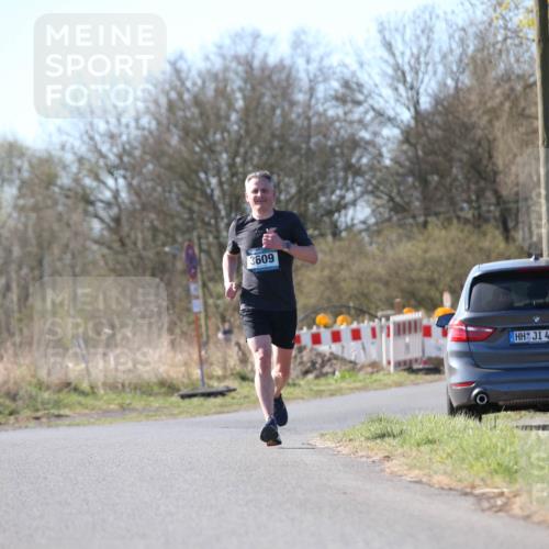 06.04.2025 - 44. Internationalen Wilhelmsburger Insellauf Jannik Wohlers http://msf.ph/oto/7620377 06.04.2025 10:06:20 Laufen 3609, 4321 meine-sportfotos.de
