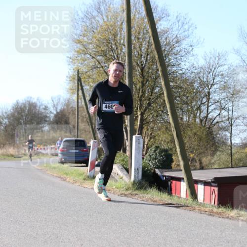 06.04.2025 - 44. Internationalen Wilhelmsburger Insellauf Jannik Wohlers http://msf.ph/oto/7620448 06.04.2025 10:06:39 Laufen 460 meine-sportfotos.de