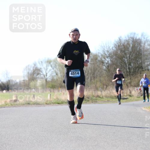 06.04.2025 - 44. Internationalen Wilhelmsburger Insellauf Jannik Wohlers http://msf.ph/oto/7620465 06.04.2025 10:06:42 Laufen 4514, 4216, 31, 432 meine-sportfotos.de