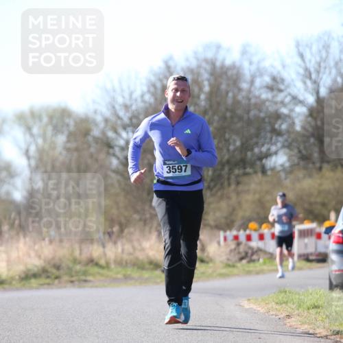 06.04.2025 - 44. Internationalen Wilhelmsburger Insellauf Jannik Wohlers http://msf.ph/oto/7620504 06.04.2025 10:06:51 Laufen 3597, 31, 4321 meine-sportfotos.de