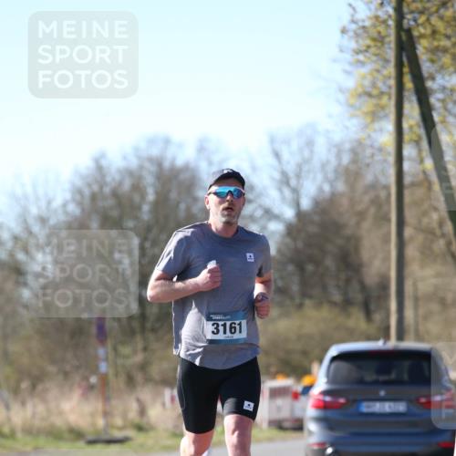 06.04.2025 - 44. Internationalen Wilhelmsburger Insellauf Jannik Wohlers http://msf.ph/oto/7620547 06.04.2025 10:07:02 Laufen 3161 meine-sportfotos.de