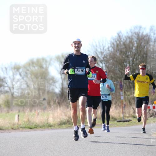 06.04.2025 - 44. Internationalen Wilhelmsburger Insellauf Jannik Wohlers http://msf.ph/oto/7620677 06.04.2025 10:07:46 Laufen 5193, 55, 4378 meine-sportfotos.de