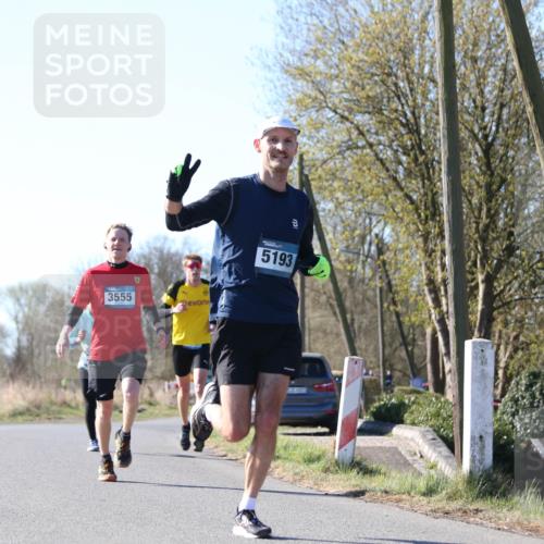 06.04.2025 - 44. Internationalen Wilhelmsburger Insellauf Jannik Wohlers http://msf.ph/oto/7620692 06.04.2025 10:07:49 Laufen 3555, 5193, 731, 4323 meine-sportfotos.de