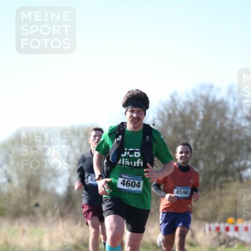 06.04.2025 - 44. Internationalen Wilhelmsburger Insellauf Jannik Wohlers http://msf.ph/oto/7620764 06.04.2025 10:08:00 Laufen 4604, 4590 meine-sportfotos.de