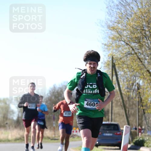 06.04.2025 - 44. Internationalen Wilhelmsburger Insellauf Jannik Wohlers http://msf.ph/oto/7620790 06.04.2025 10:08:02 Laufen 4311, 4590, 4604 meine-sportfotos.de