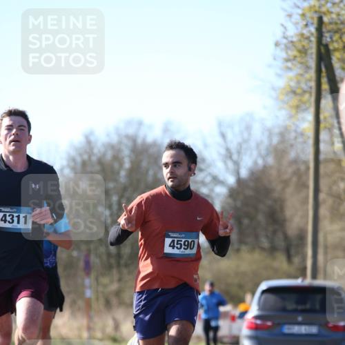 06.04.2025 - 44. Internationalen Wilhelmsburger Insellauf Jannik Wohlers http://msf.ph/oto/7620792 06.04.2025 10:08:03 Laufen 4311, 4590 meine-sportfotos.de