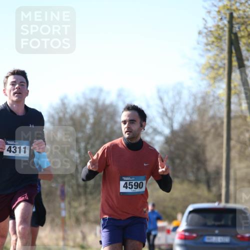 06.04.2025 - 44. Internationalen Wilhelmsburger Insellauf Jannik Wohlers http://msf.ph/oto/7620795 06.04.2025 10:08:03 Laufen 4311, 4590 meine-sportfotos.de