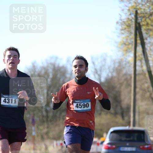 06.04.2025 - 44. Internationalen Wilhelmsburger Insellauf Jannik Wohlers http://msf.ph/oto/7620803 06.04.2025 10:08:03 Laufen 4311, 4590 meine-sportfotos.de