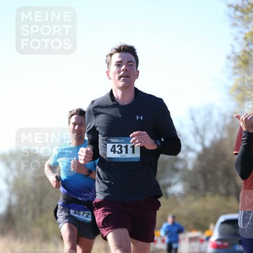 06.04.2025 - 44. Internationalen Wilhelmsburger Insellauf Jannik Wohlers http://msf.ph/oto/7620813 06.04.2025 10:08:04 Laufen 3672, 4311 meine-sportfotos.de