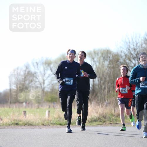06.04.2025 - 44. Internationalen Wilhelmsburger Insellauf Jannik Wohlers http://msf.ph/oto/7620885 06.04.2025 10:08:22 Laufen 3461, 3553, 3395 meine-sportfotos.de
