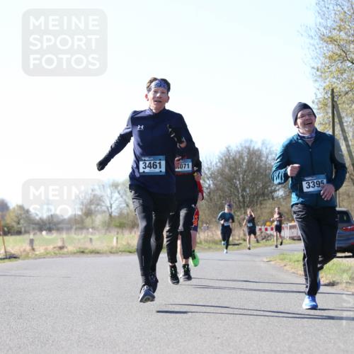 06.04.2025 - 44. Internationalen Wilhelmsburger Insellauf Jannik Wohlers http://msf.ph/oto/7620904 06.04.2025 10:08:25 Laufen 3461, 071, 3395 meine-sportfotos.de