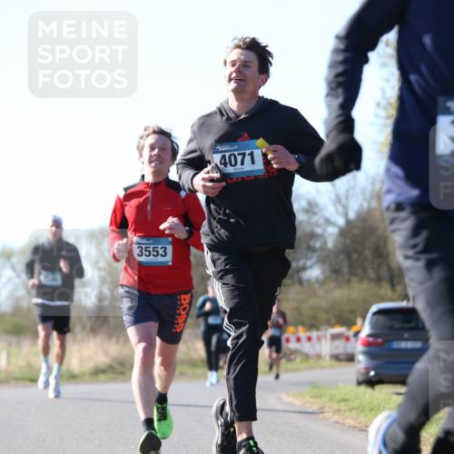 06.04.2025 - 44. Internationalen Wilhelmsburger Insellauf Jannik Wohlers http://msf.ph/oto/7620910 06.04.2025 10:08:27 Laufen 3553, 4071, 3461 meine-sportfotos.de