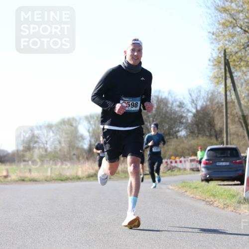 06.04.2025 - 44. Internationalen Wilhelmsburger Insellauf Jannik Wohlers http://msf.ph/oto/7620934 06.04.2025 10:08:30 Laufen 598, 3363 meine-sportfotos.de