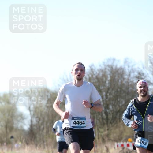 06.04.2025 - 44. Internationalen Wilhelmsburger Insellauf Jannik Wohlers http://msf.ph/oto/7621015 06.04.2025 10:09:17 Laufen 4464, 4493 meine-sportfotos.de