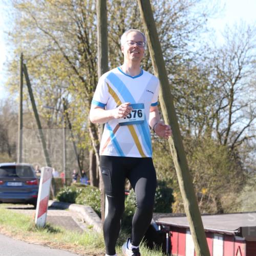 06.04.2025 - 44. Internationalen Wilhelmsburger Insellauf Jannik Wohlers http://msf.ph/oto/7621095 06.04.2025 10:10:05 Laufen 376 meine-sportfotos.de