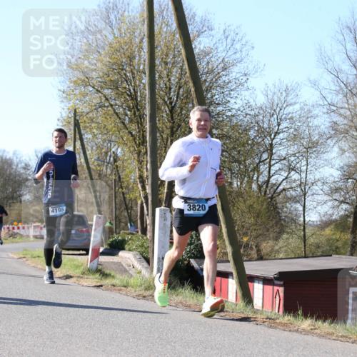 06.04.2025 - 44. Internationalen Wilhelmsburger Insellauf Jannik Wohlers http://msf.ph/oto/7621133 06.04.2025 10:10:25 Laufen 4205, 4195, 3820 meine-sportfotos.de