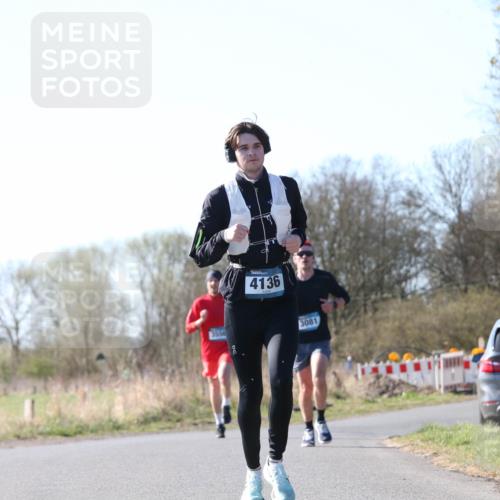 06.04.2025 - 44. Internationalen Wilhelmsburger Insellauf Jannik Wohlers http://msf.ph/oto/7621142 06.04.2025 10:10:28 Laufen 4136, 3081, 31, 4321 meine-sportfotos.de