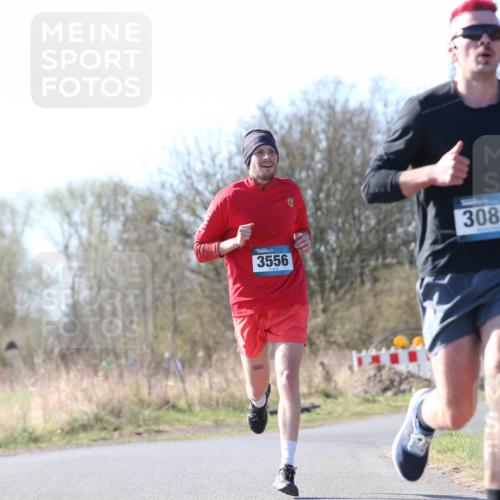 06.04.2025 - 44. Internationalen Wilhelmsburger Insellauf Jannik Wohlers http://msf.ph/oto/7621156 06.04.2025 10:10:32 Laufen 3556, 3081, 31, 4321 meine-sportfotos.de